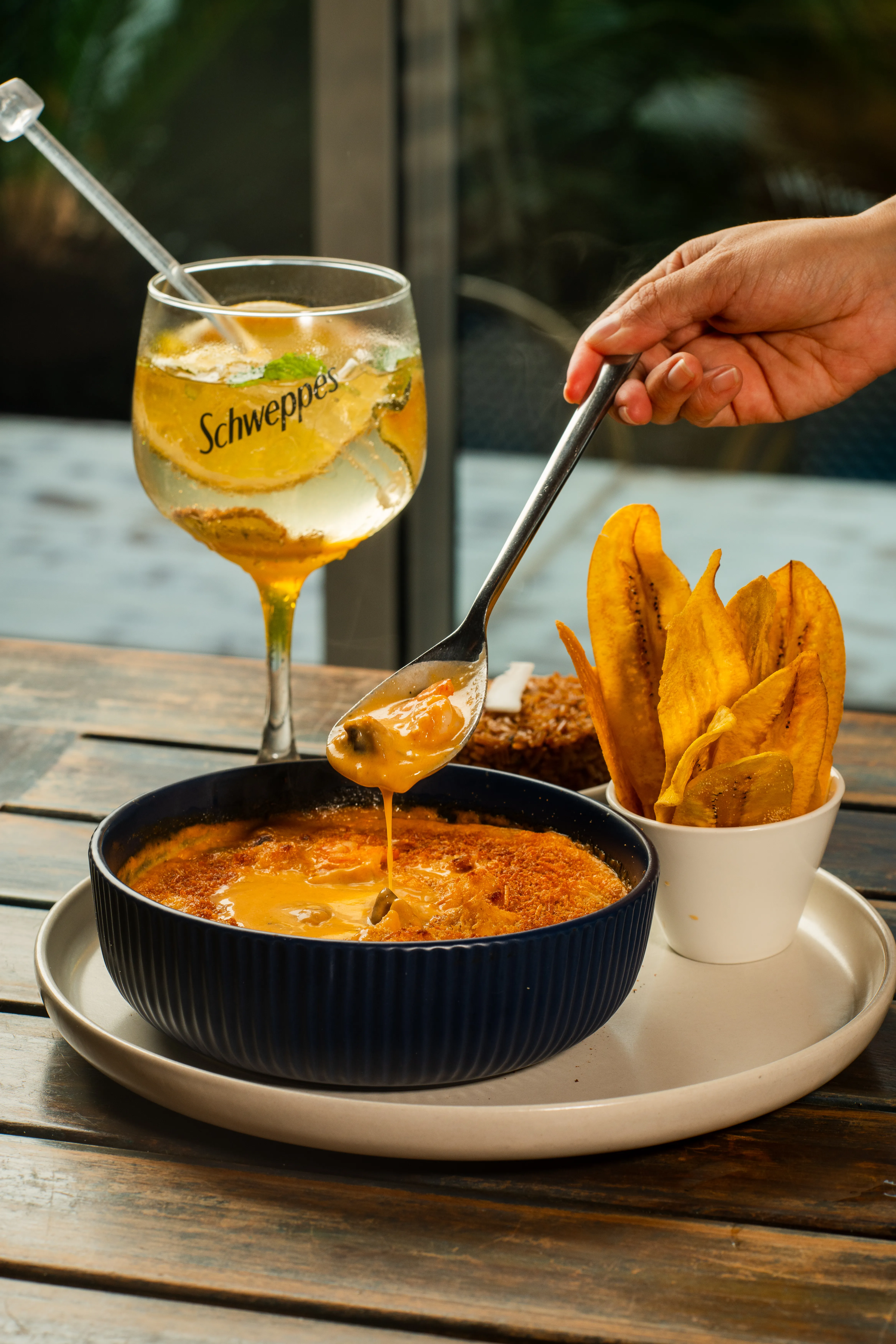 Foto 1 - Interior del restaurante Pescador